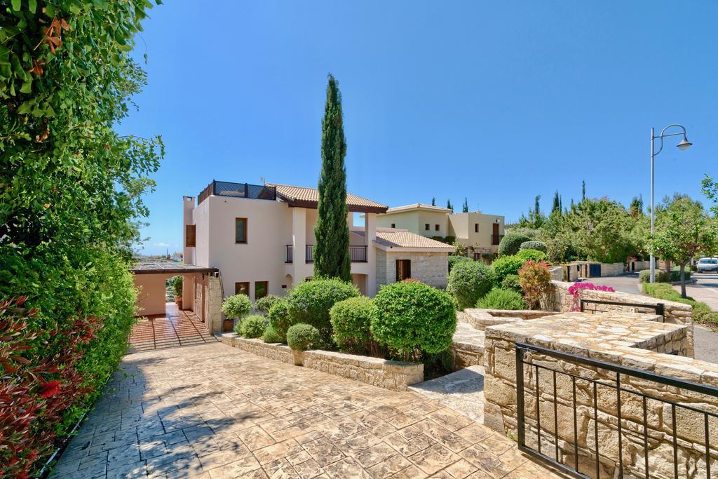 4 Bedroom Villa Helidoni With Private Infinity Pool, Aphrodite Hills Resort クークリア エクステリア 写真