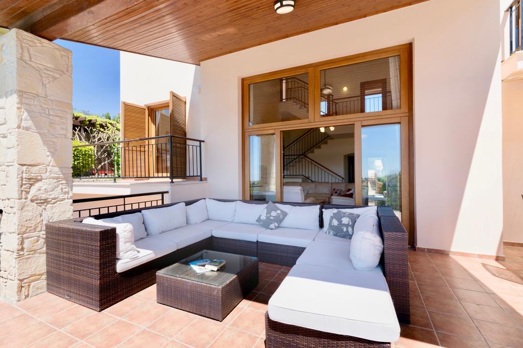 4 Bedroom Villa Helidoni With Private Infinity Pool, Aphrodite Hills Resort クークリア エクステリア 写真